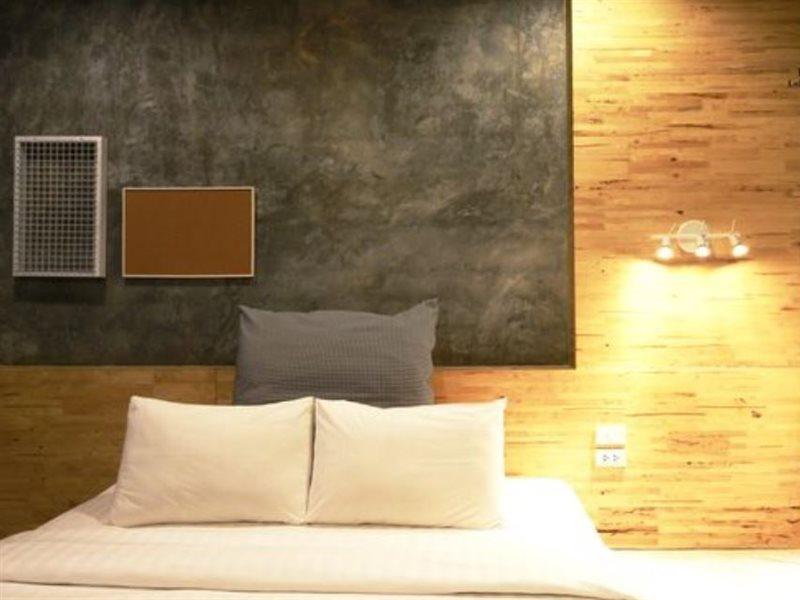 Thai Thani Loft & Life Lamphun Esterno foto